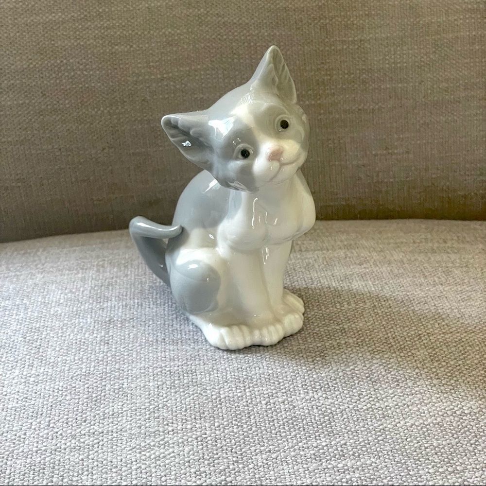 Lladró Brille Gatito expectante grey cat figurine 5.113 - Picture 14 of 16